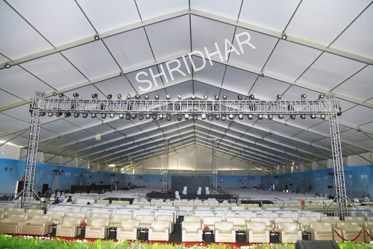mega hangers and lighting for rent for conferences in bangalore shridhar tent house
